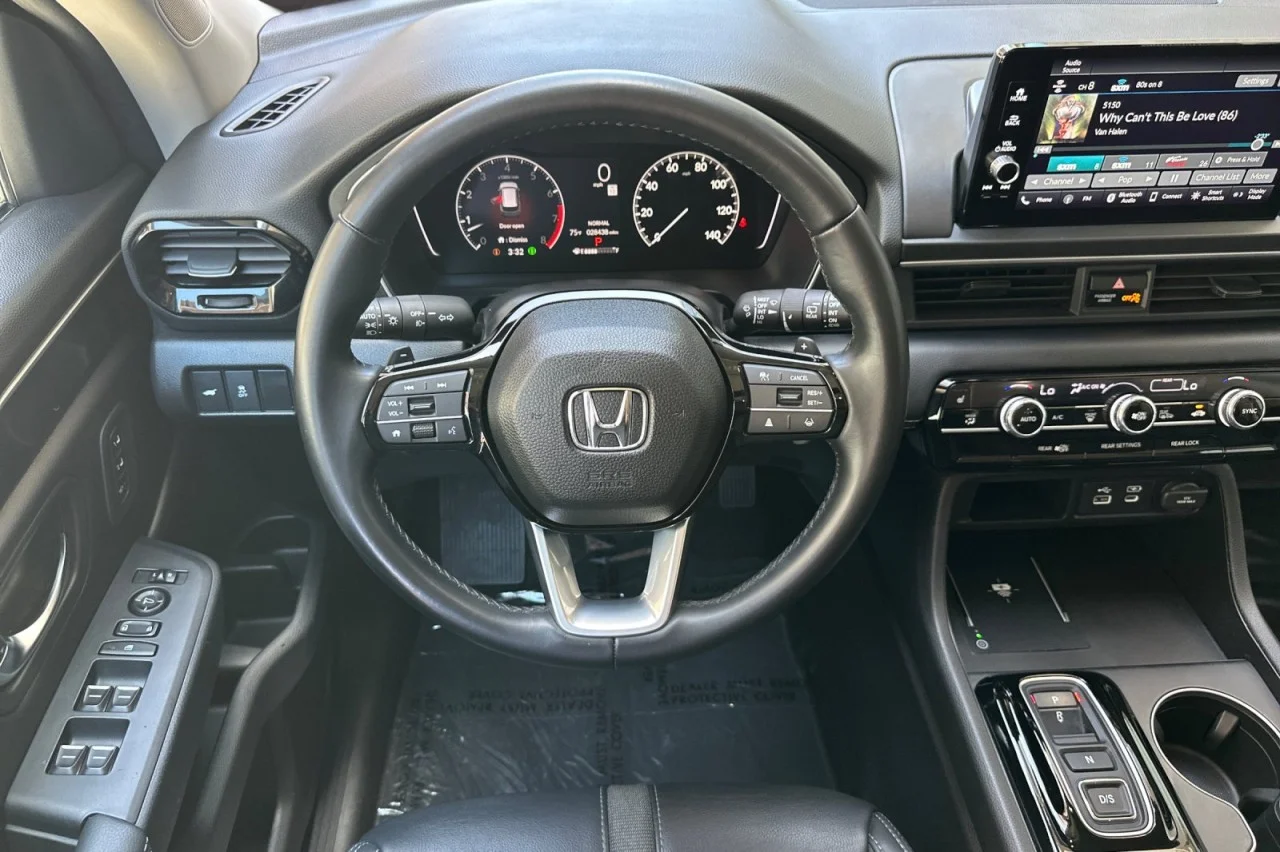 Used 2025 GRAY Honda EX-L image 13