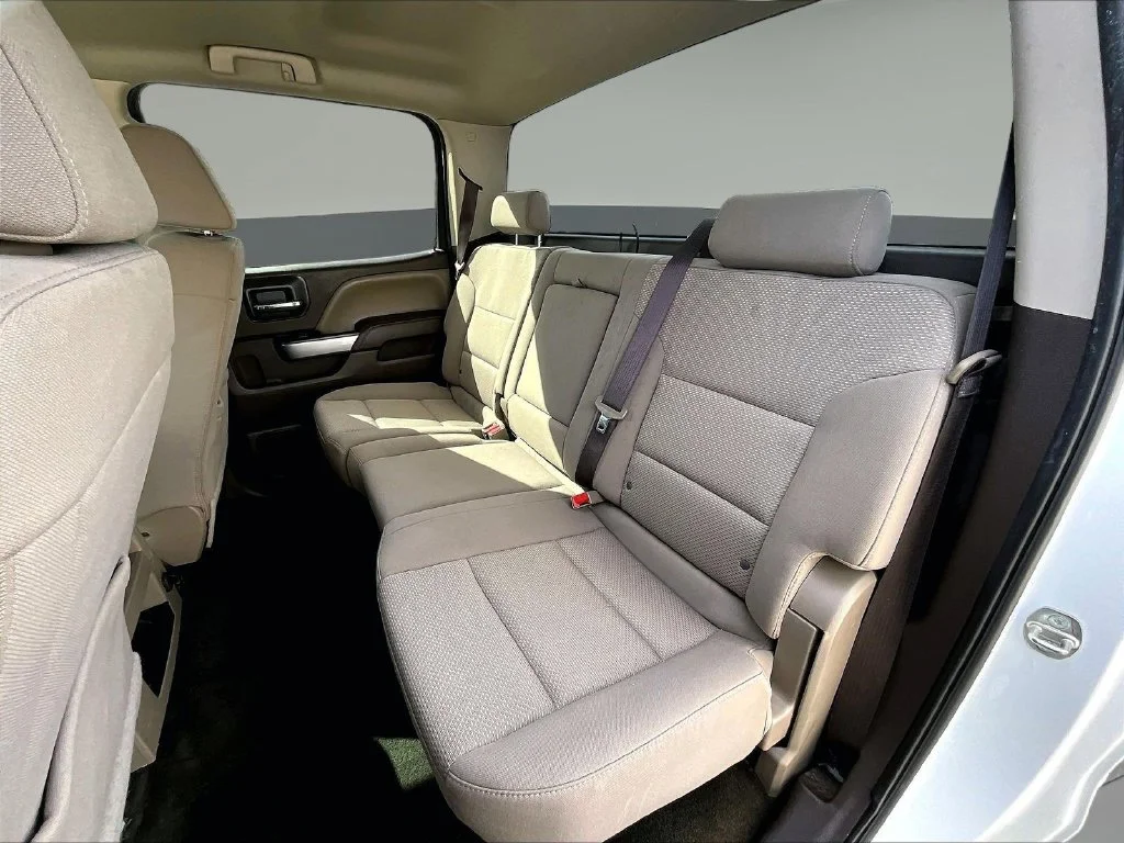 Used 2017 White Chevrolet LT image 26