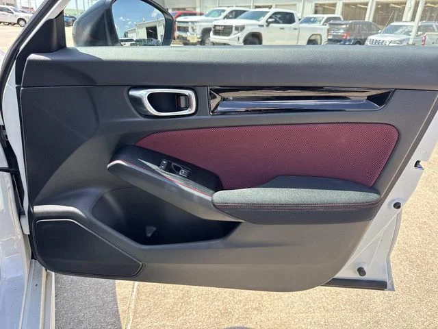 Certified Used 2024  Honda Base image 21