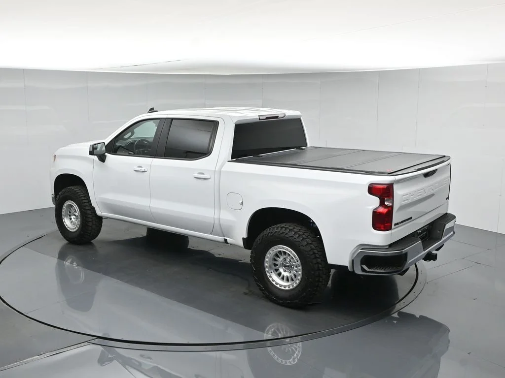 Used 2023 White Chevrolet LT image 45