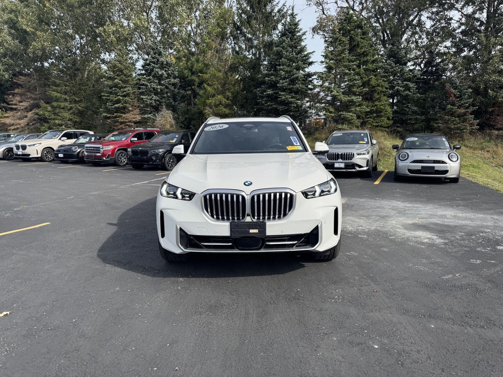 New 2026 Alpine White BMW xDrive40i image 8