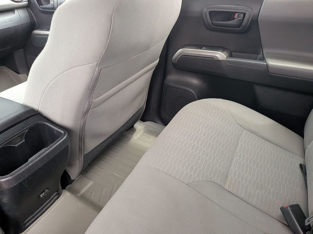 Used 2018 Gray Toyota SR5 image 32