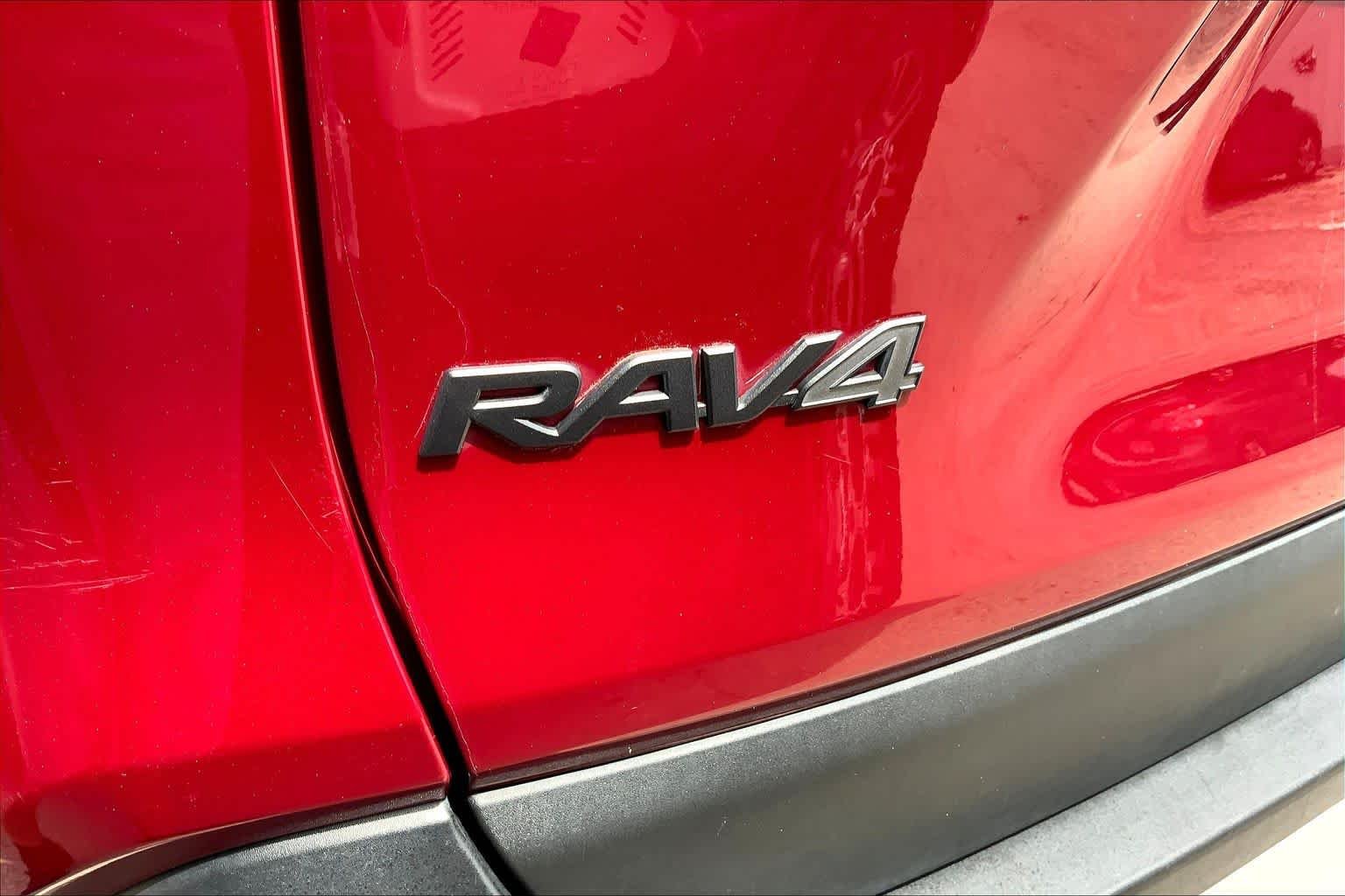 Used 2024 Ruby Flare Pearl Toyota Adventure image 30