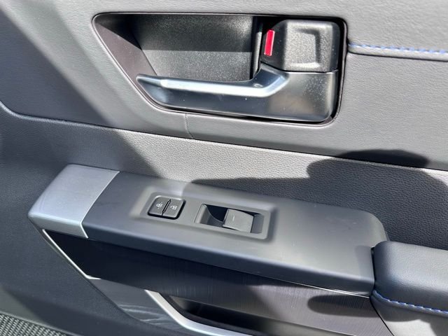 2025 Toyota Sequoia Platinum - Photo 10