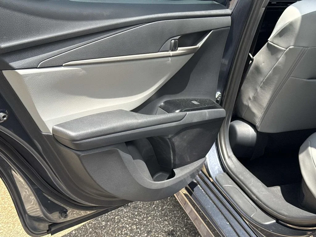 Used 2026  Toyota SE image 12