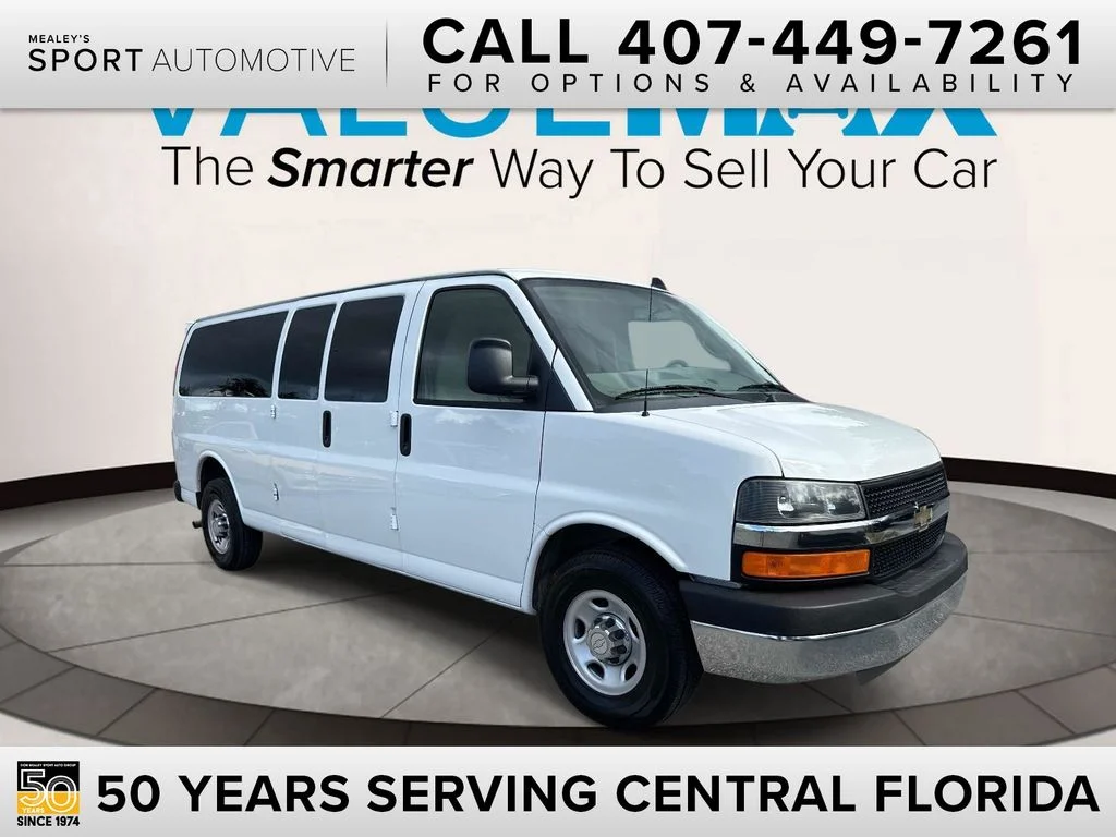 Used 2016 White Chevrolet LT image 1