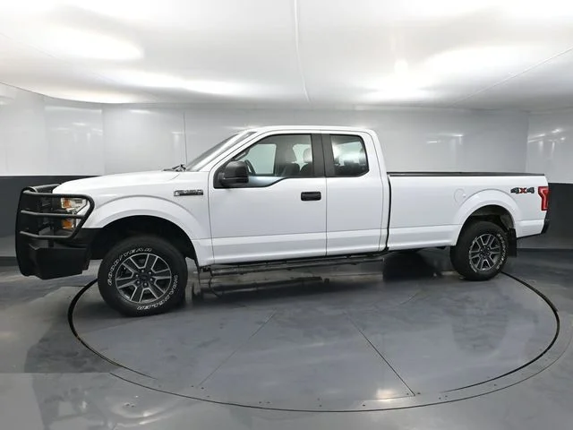 Used 2016 White Ford XL image 7