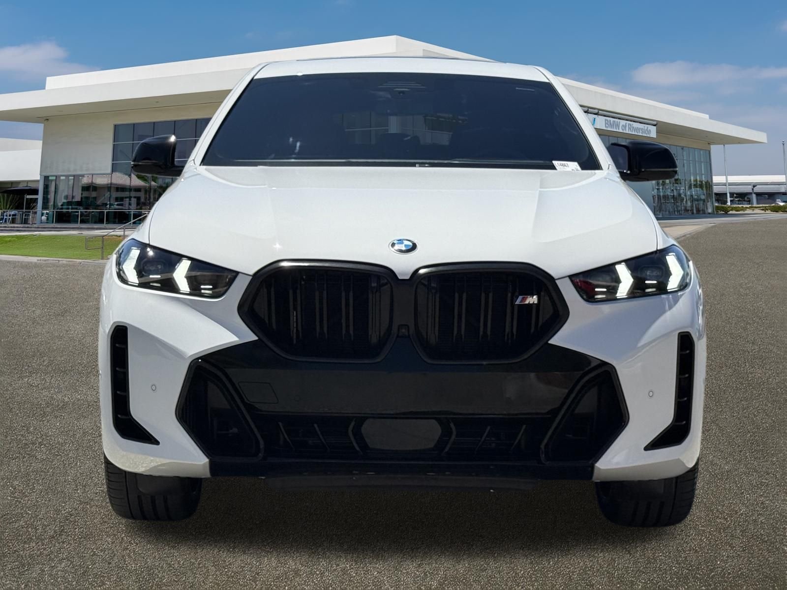 Used 2026 Alpine White BMW M60i image 3