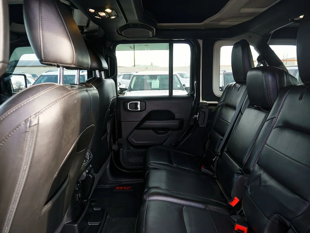 2020 Jeep Wrangler Unlimited Sahara Altitude - Photo 35