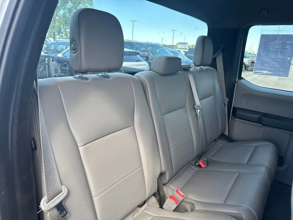 Used 2019 Silver Ford XL image 38