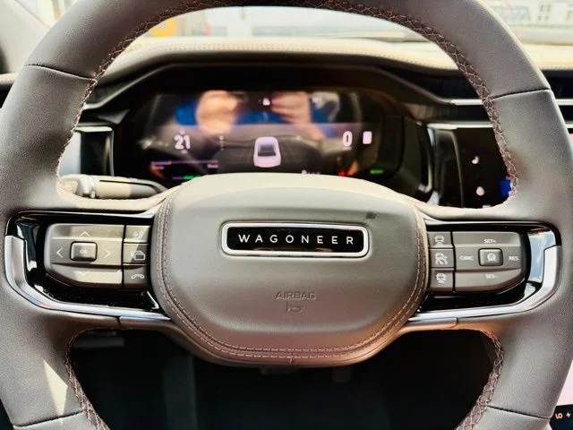 2025 Jeep Wagoneer S Limited - Photo 16
