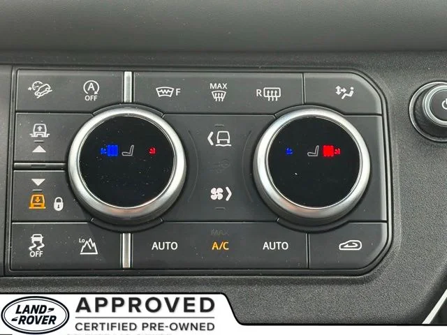 Certified Used 2023 Silver Land Rover X-Dynamic SE image 31