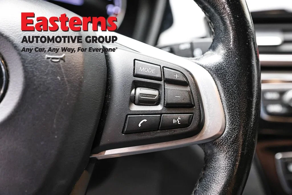 Used 2018 Black BMW xDrive28i image 15
