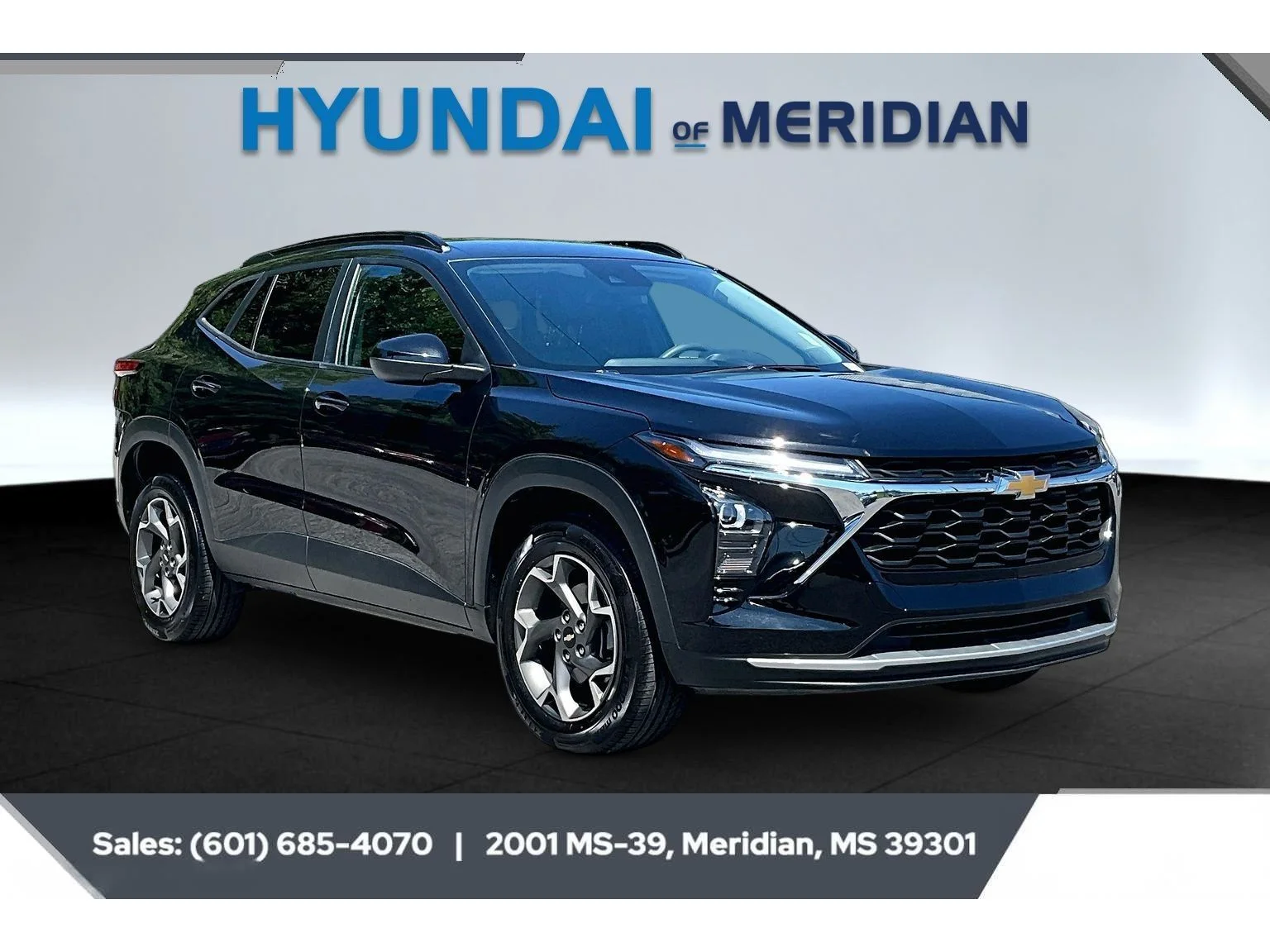 Used 2025 MOSAIC BLACK METALLIC Chevrolet LT image 1