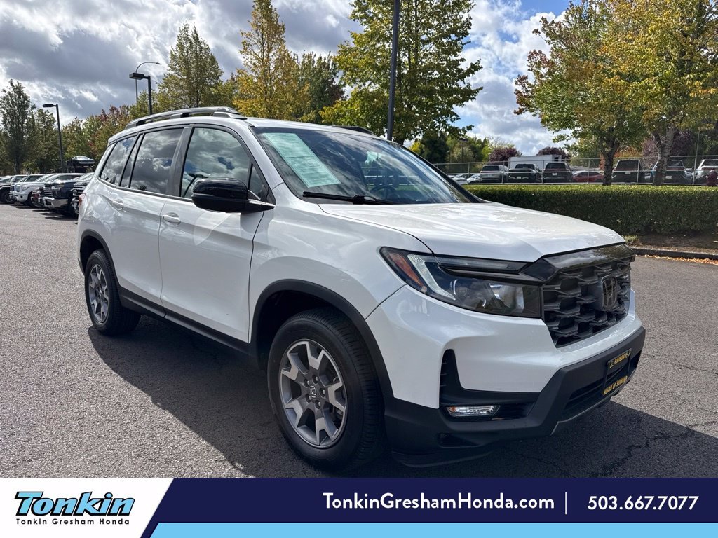Used 2023 Platinum White Pearl Honda TrailSport image 1