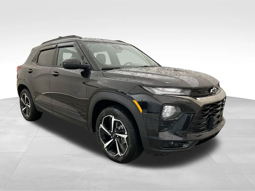 Used 2023 Black Chevrolet RS image 7