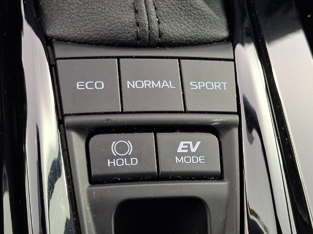Used 2025  Toyota XSE image 28