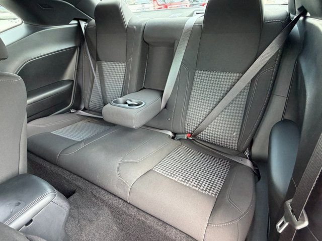 Used 2021 Red Dodge SXT image 7