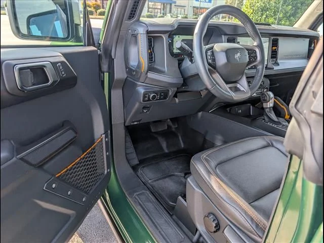 Used 2024 Green Metallic Ford Badlands image 5