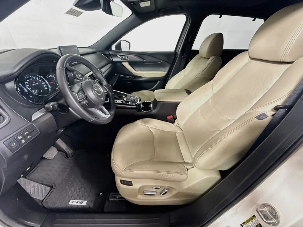 Used 2020 Snowflake White Pearl Mica Mazda Grand Touring image 20