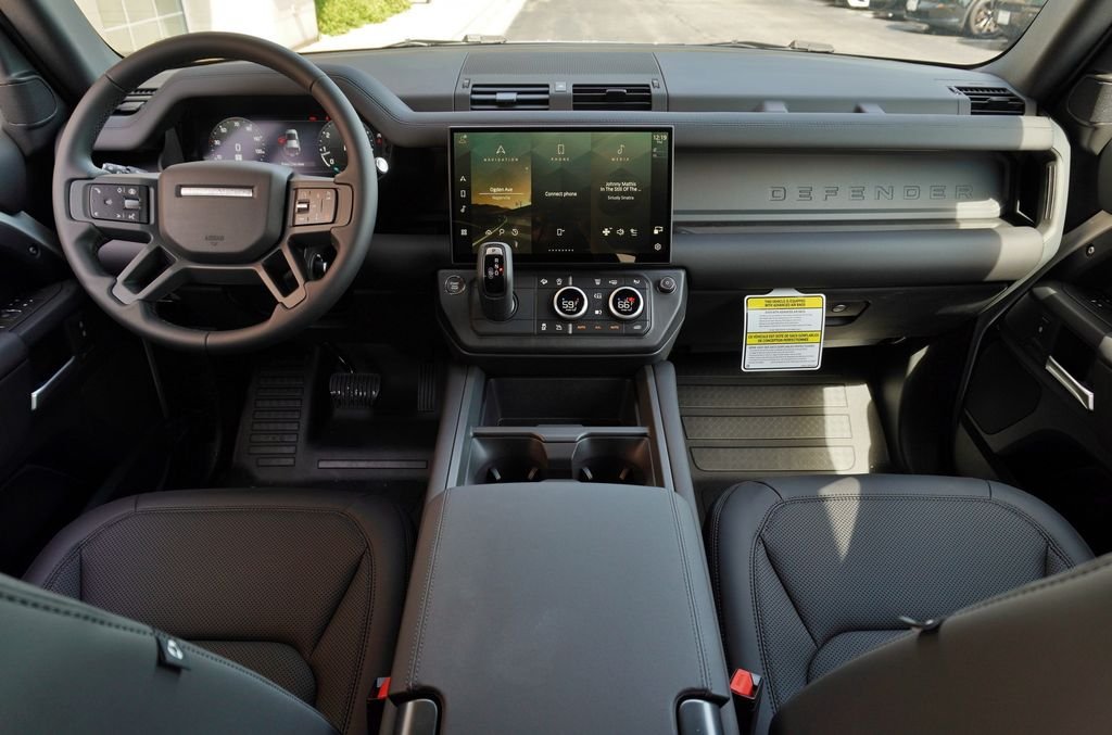 New 2026 Borasco Grey Land Rover S image 8