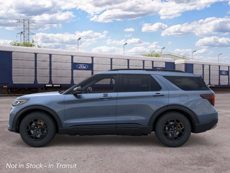 New 2026 Vapor Blue Metallic Ford Tremor® image 3