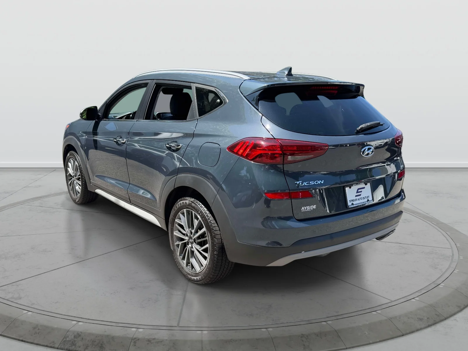 Used 2021 Blue Hyundai Limited image 4