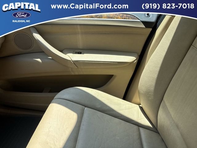 Used 2013 White BMW xDrive35i image 29