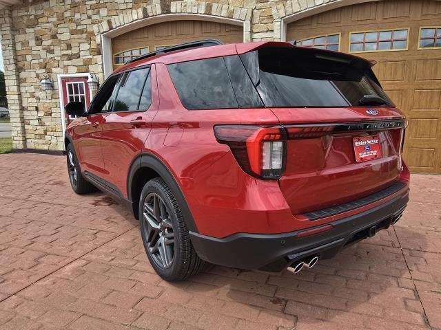 New 2026 Rapid Red Metallic Tinted Clearcoat Ford ST image 5