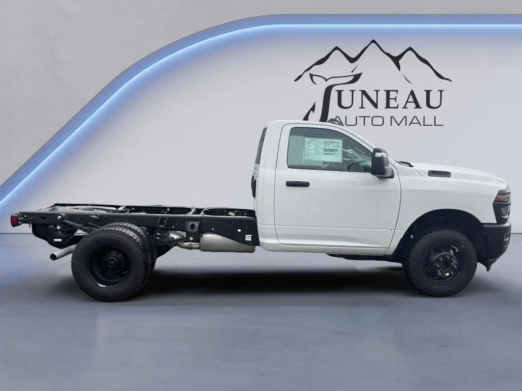 New 2026 Bright White Clear-Coat Exterior Paint RAM Tradesman image 2