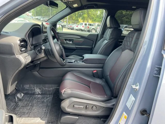 New 2026 Gray Pearl Honda Black Edition image 15
