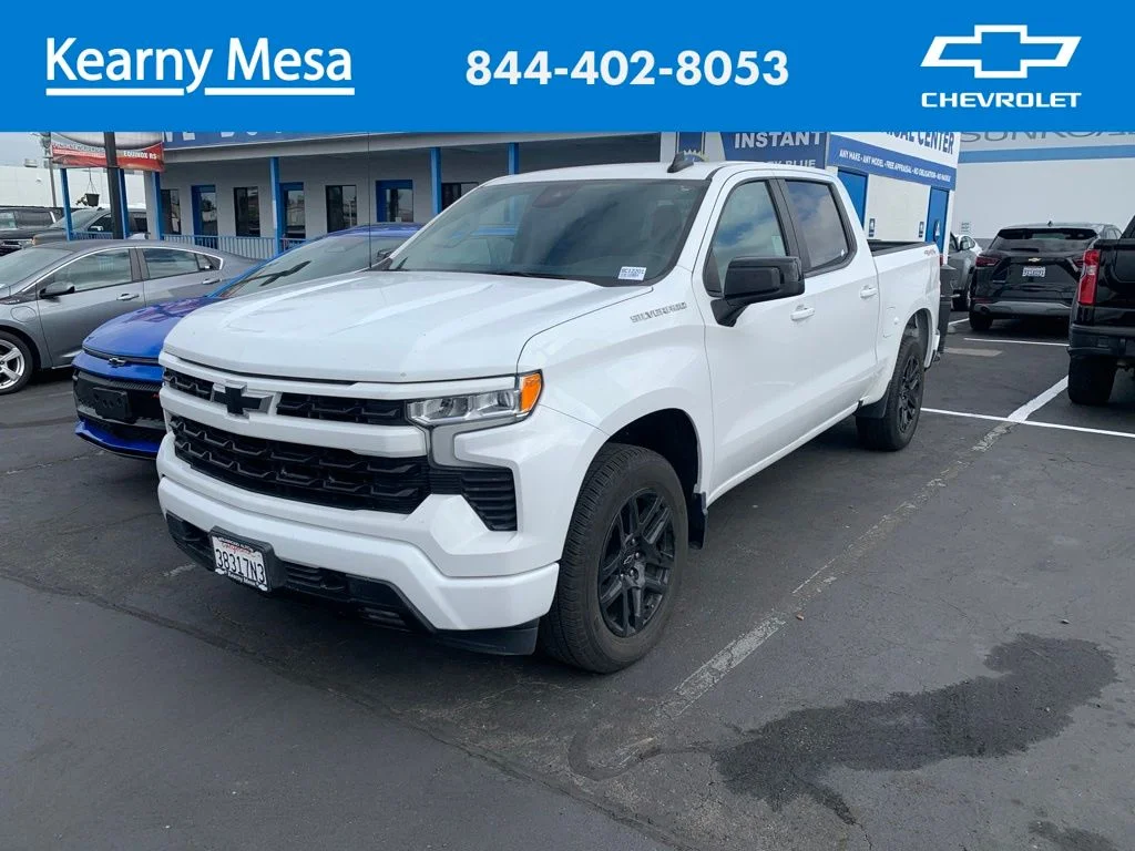 Used 2022 White Chevrolet RST image 1
