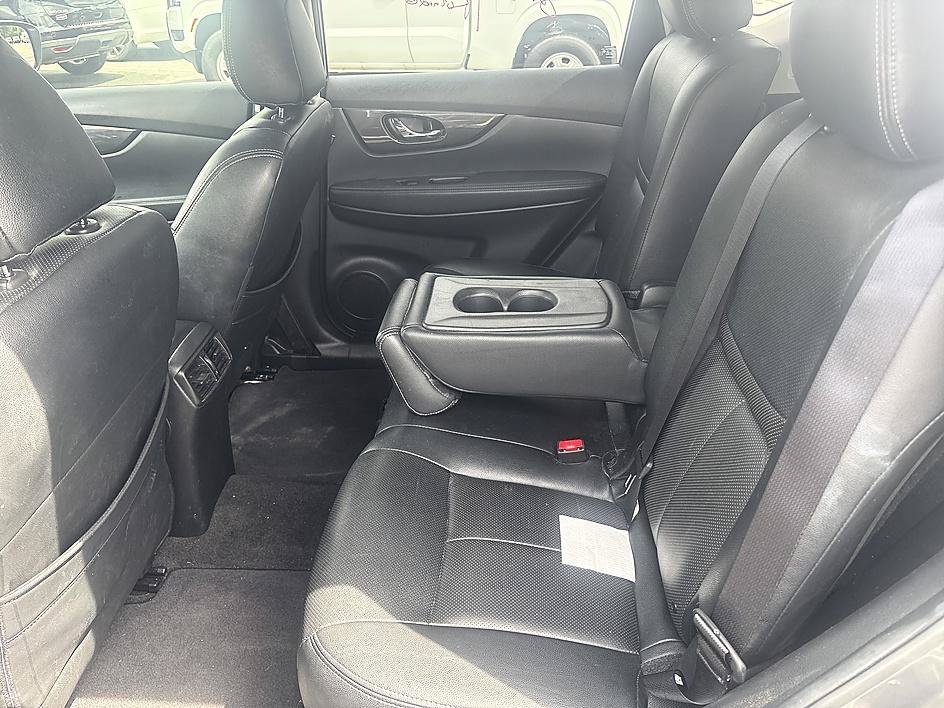 Used 2020 Gun Metallic Nissan SV image 22
