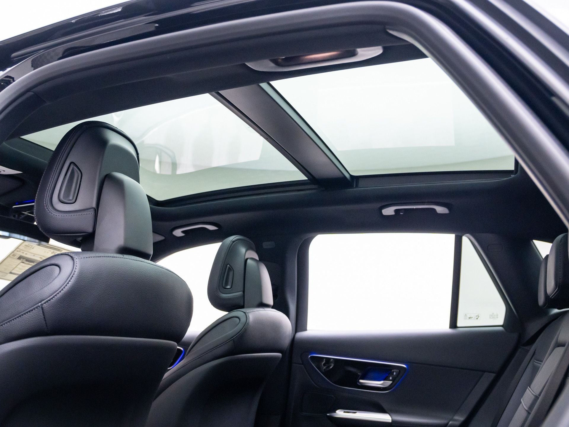 New 2026 Black Mercedes-Benz GLC 300 image 19