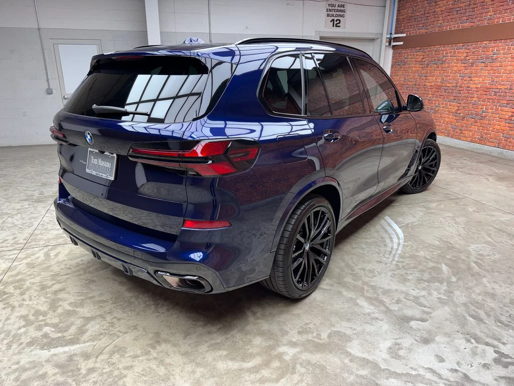 Used 2026 Blue BMW xDrive40i image 5