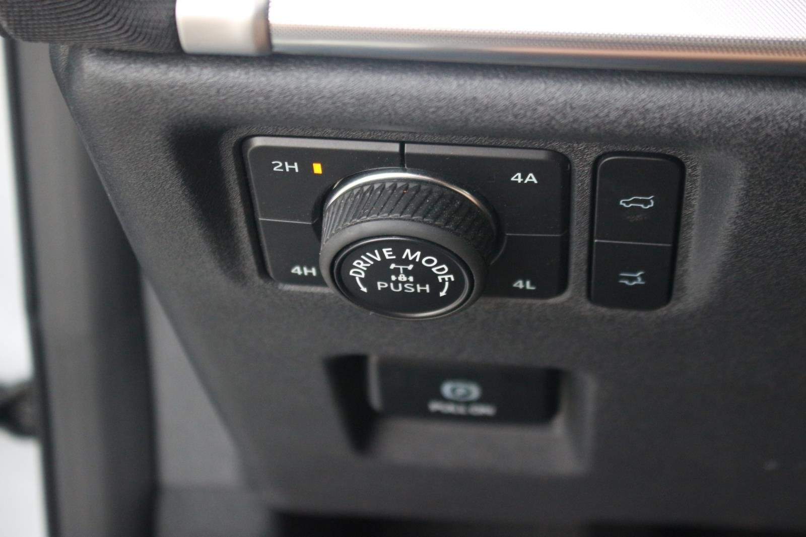 Used 2025 Space Silver Ford Tremor image 36