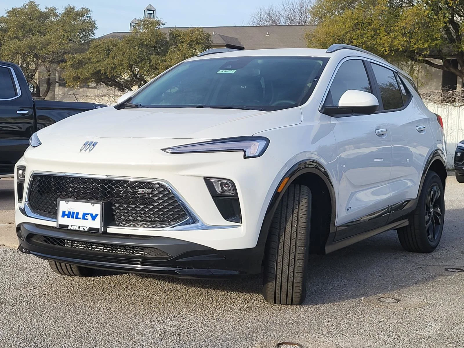 2026 Buick Encore GX Sport Touring - Photo 2