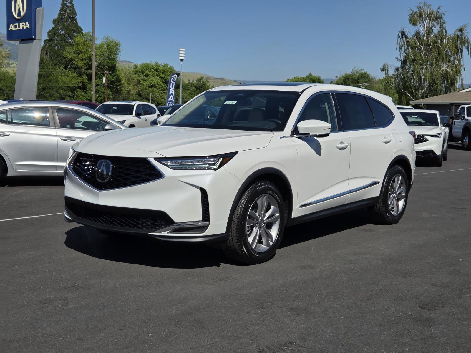 2026 Acura MDX SH-AWD's photo