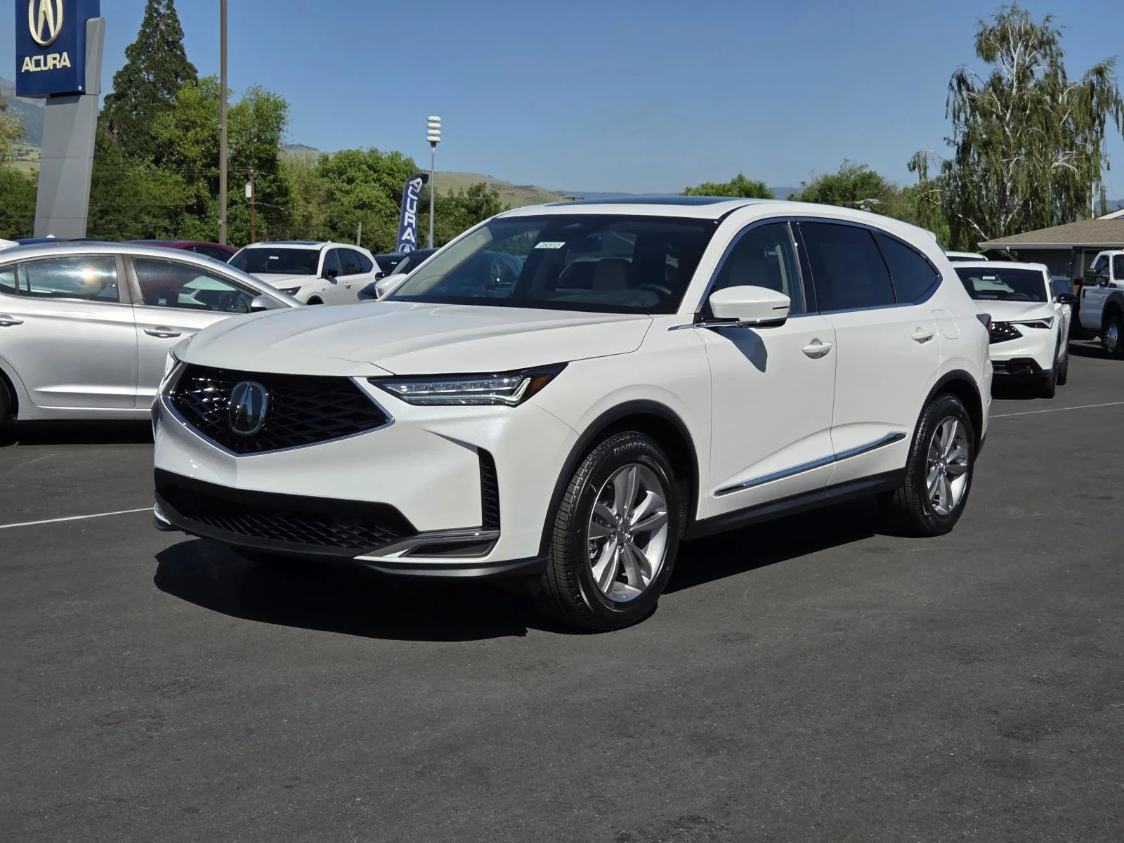 2026 Acura MDX SH-AWD's photo