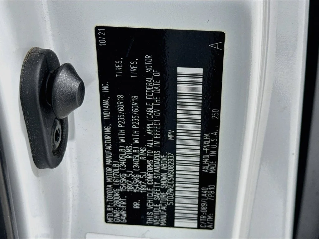 Used 2022 Wind Chill Pearl Toyota Limited image 44