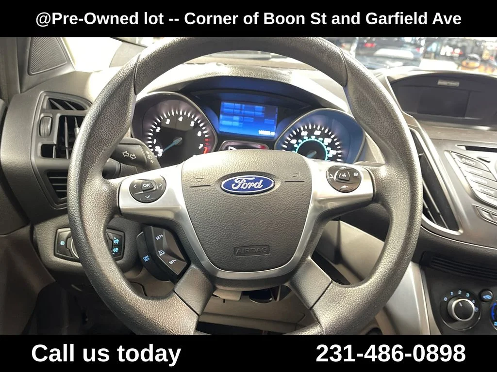 Used 2015 Silver Ford SE image 20