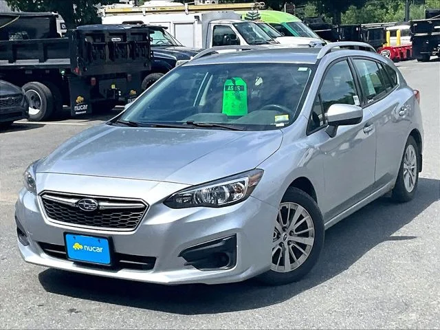Used 2017 Silver Subaru 2.0i Premium image 3