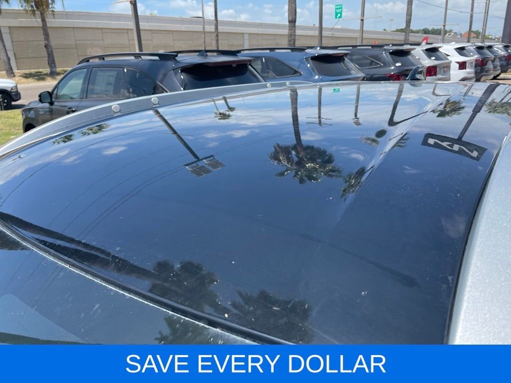 Used 2021 Black Nissan SV image 5