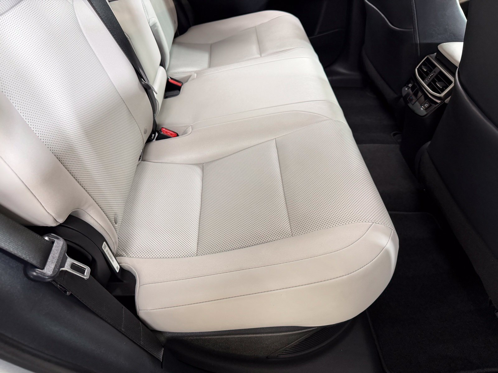 Used 2025 Silver Lexus 350h Premium image 41