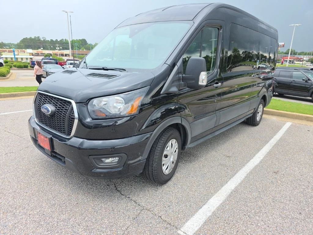 2024 Ford Transit 350 XLT Med Roof Sliding Pass. 148's photo