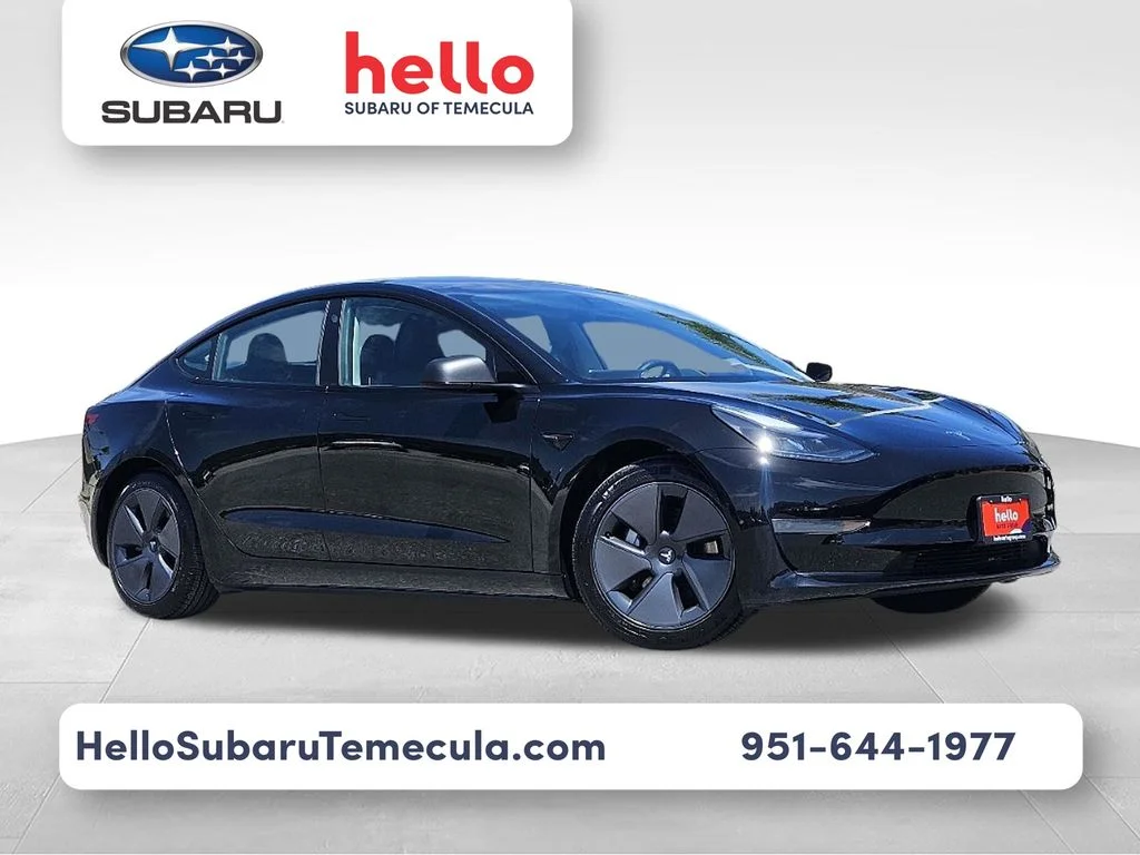 2021 Tesla Model 3 Standard Range Plus's photo