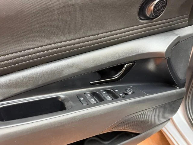 Used 2025 Fluid Metal Hyundai SEL Sport image 19