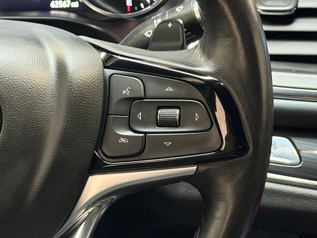 Used 2024 White Buick Premium Group image 18