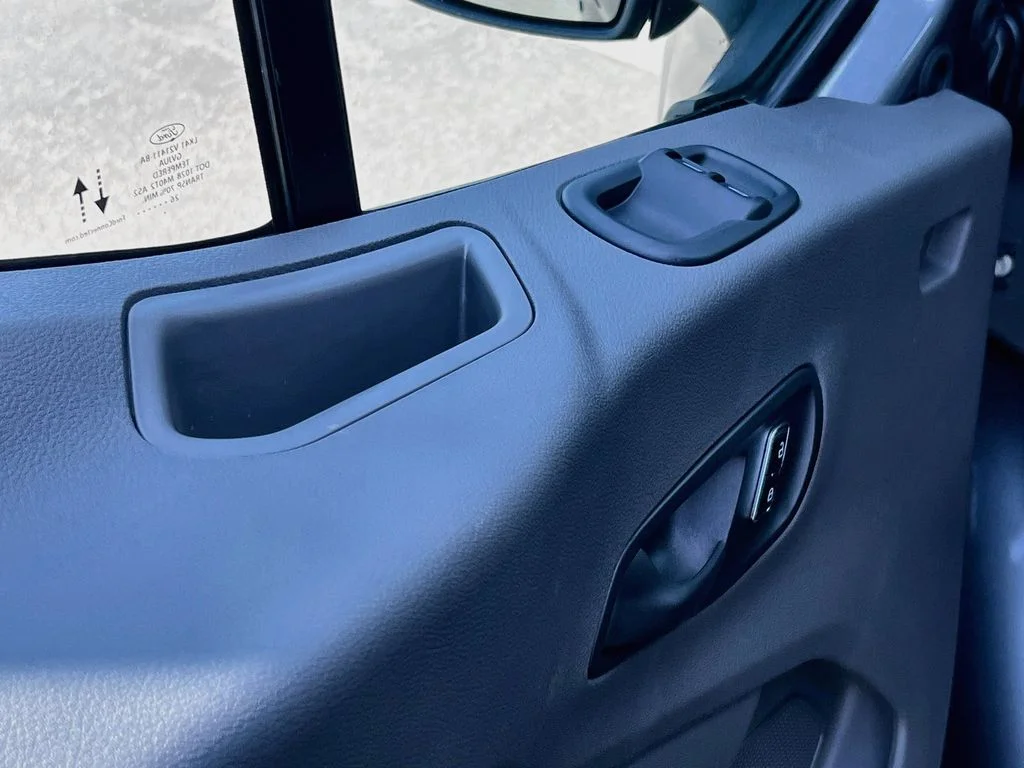 New 2026 Carbonized Gray Metallic Ford XLT image 12