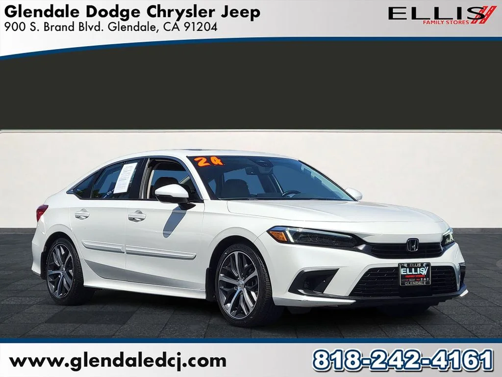 Used 2024 White Honda Touring image 1